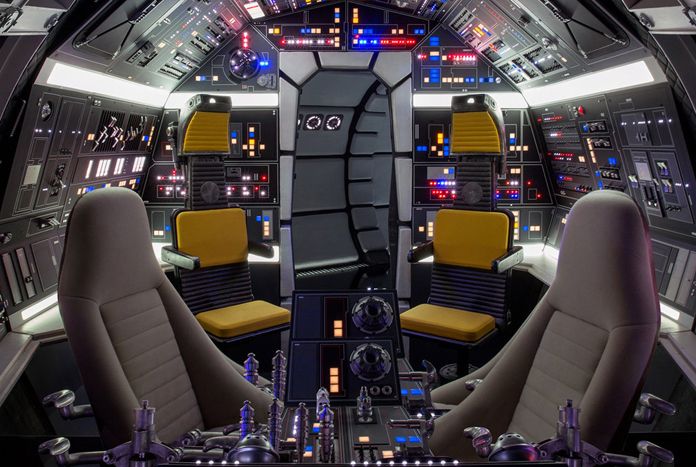 solo-film-falcon-clean-cockpit-696.jpg